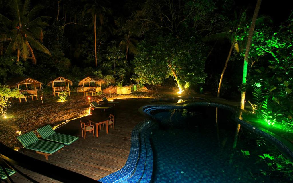 Zahrada ubytování Jungle Village Unawatuna