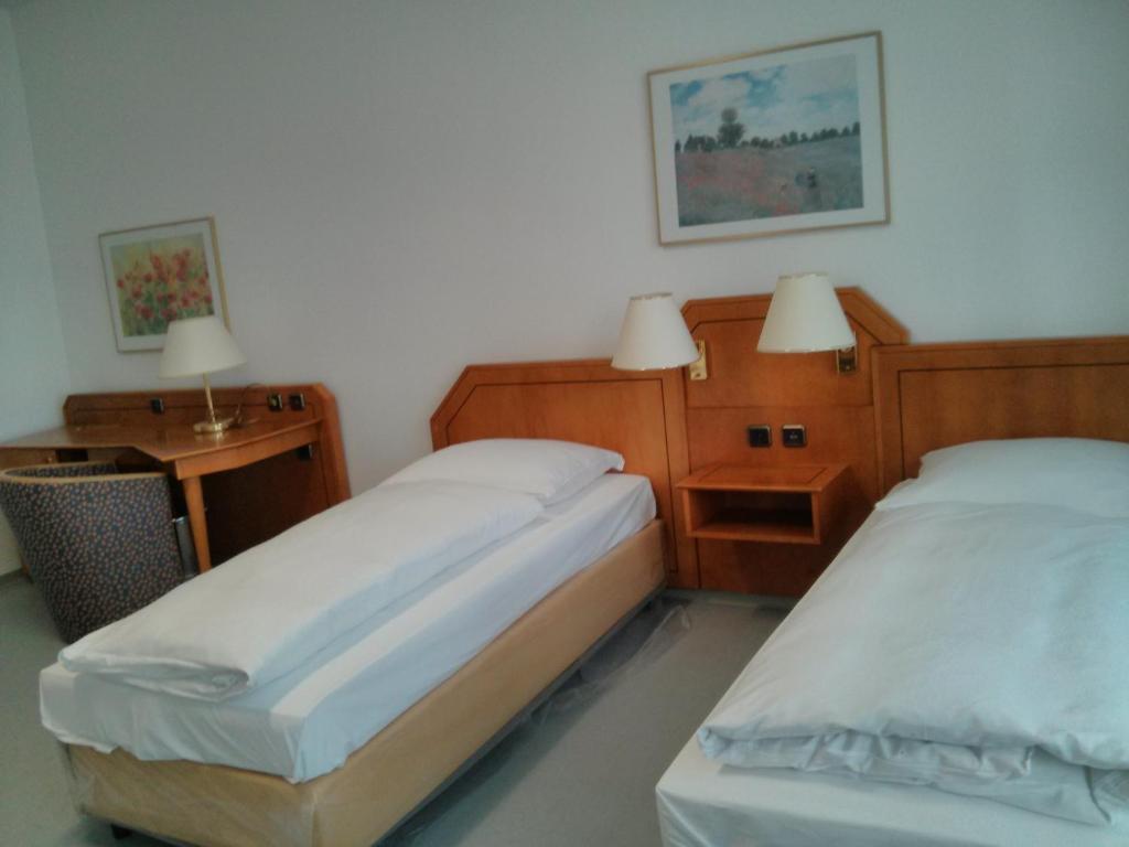 Willy Hotel Frankfurt - Resim 16