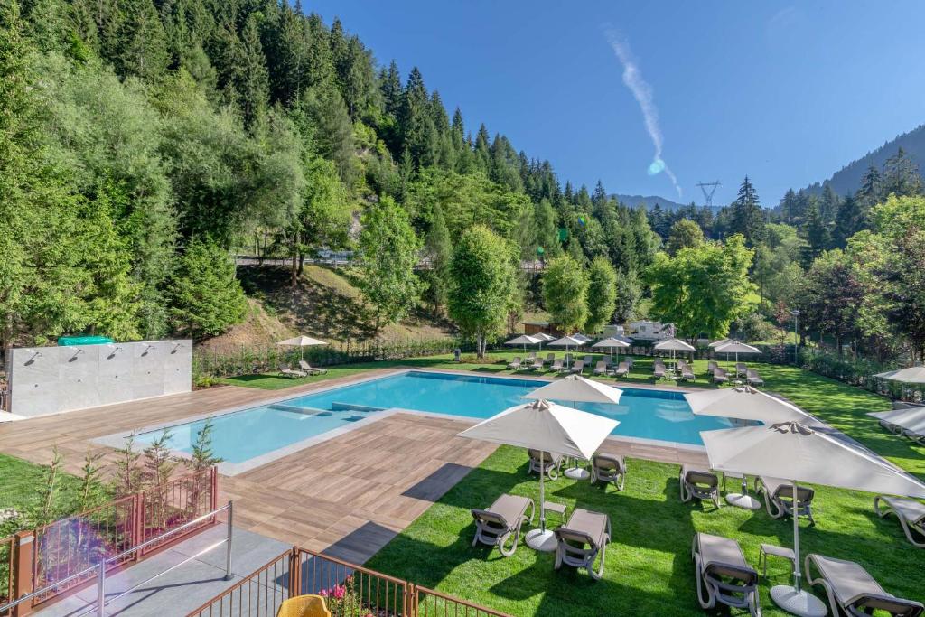 Bazén v ubytování Hotel La Maison Wellness & Spa nebo v jeho okolí