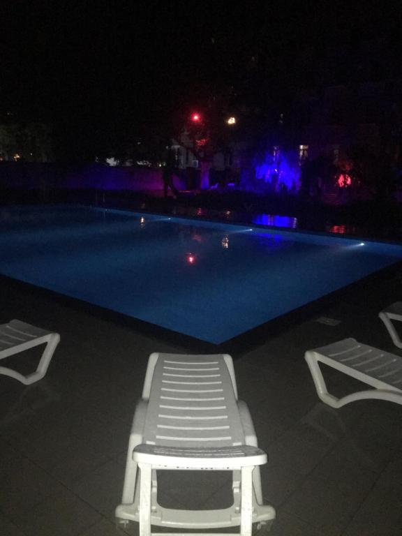 Bazén v ubytování Sunrise Hotel nebo v jeho okolí