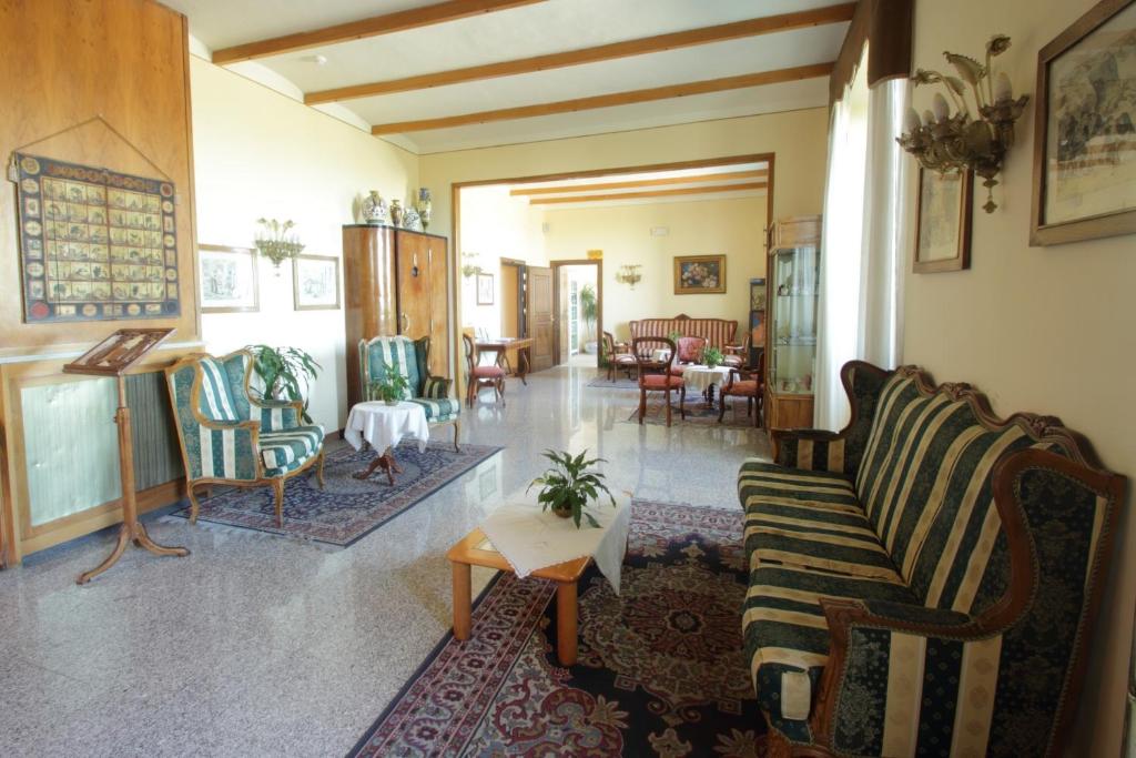 Posezení v ubytování Hotel Windsor Savoia