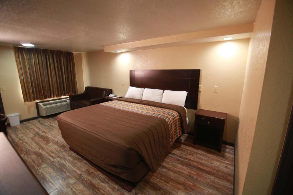 Memphis Inn - King Room - Nichtraucher