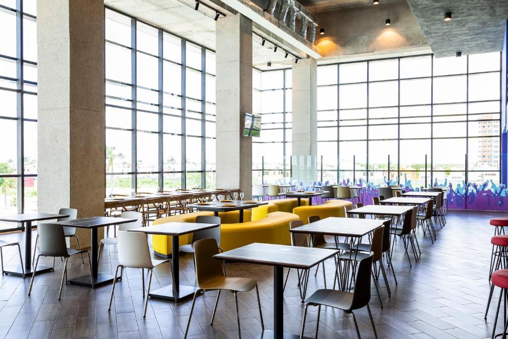 Restaurace v ubytování Ibis Styles Merida Galerias