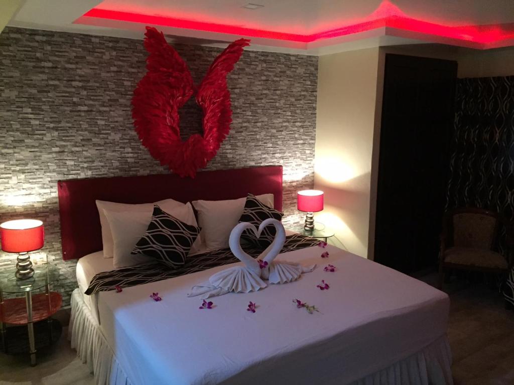 Fong Kaew and Baan Nang Fa Guesthouse - 10