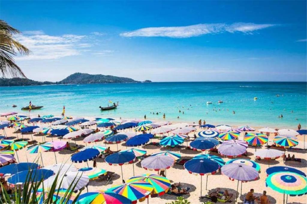 The Deck Patong by VIP - Resim 29