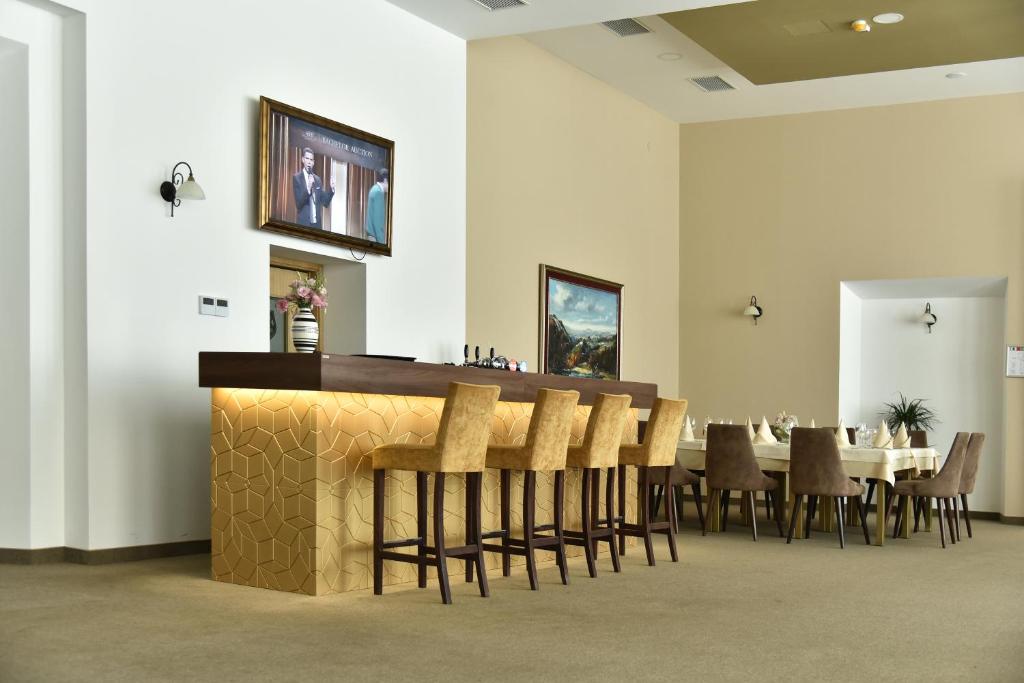 TV a/nebo společenská místnost v ubytování Miznah Hotels & Resorts