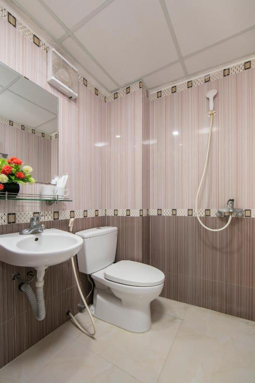 Koupelna v ubytování Hanoi Fantasea Hotel