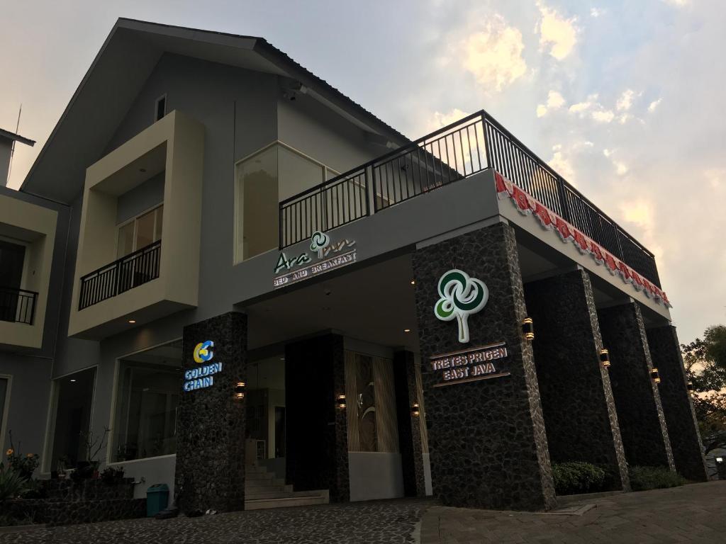 Gedung tempat guest house berlokasi