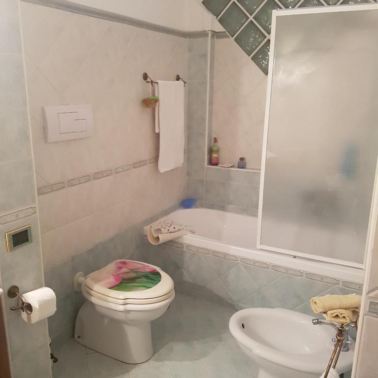 Łazienka w obiekcie B & B Arco di Sole