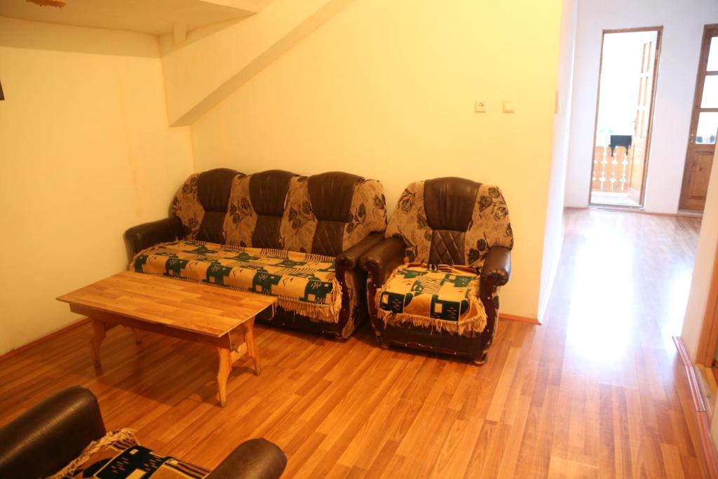Posezení v ubytování N&N Guest House