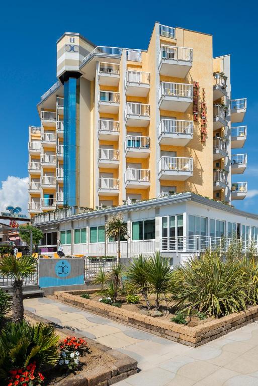 Budova, kde se hotel nachází