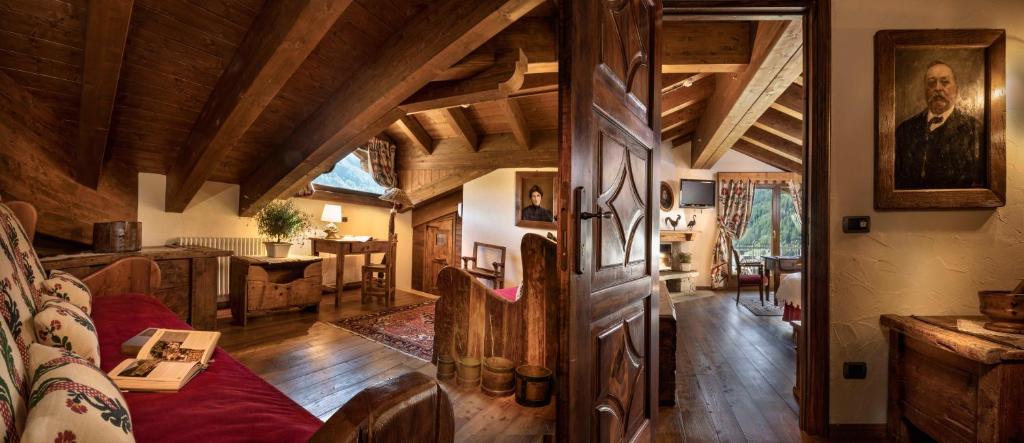 Postel nebo postele na pokoji v ubytování Bellevue Hotel & SPA