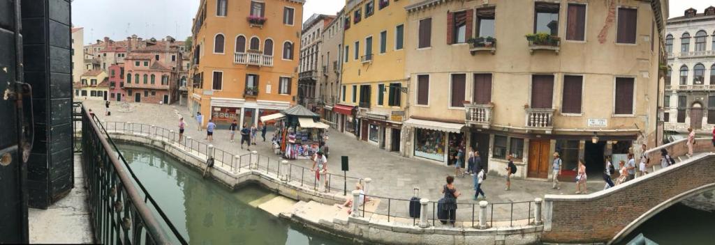 Hostia v ubytovaní Suites alla Maddalena