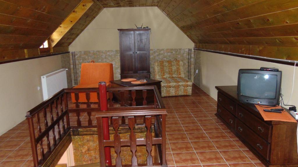 TV a/nebo společenská místnost v ubytování Rooms Milin Lagum