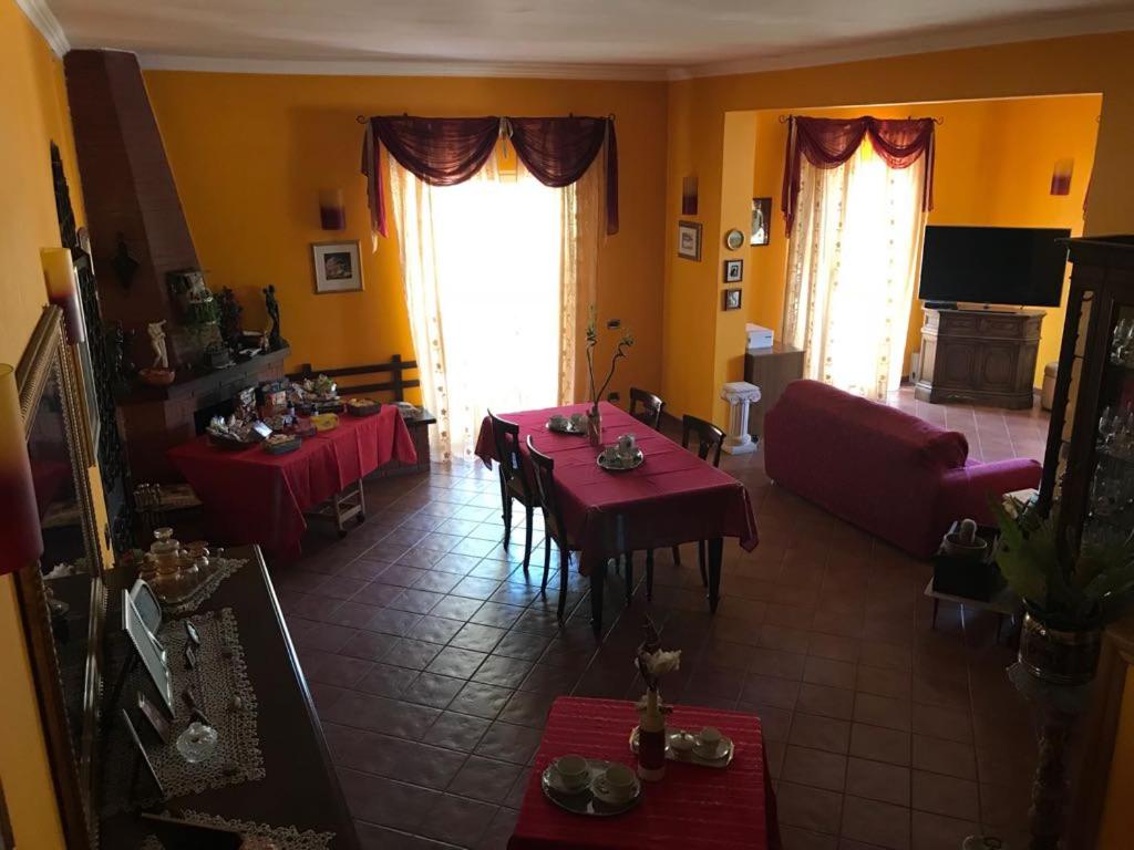 TV a/nebo společenská místnost v ubytování Mirella's House ViaVerona