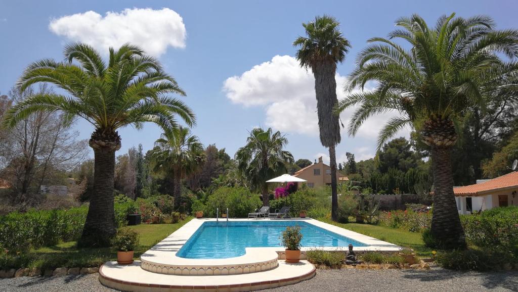 Booking.com: Studio Apartment in grosser Villa mit Pool , L ...