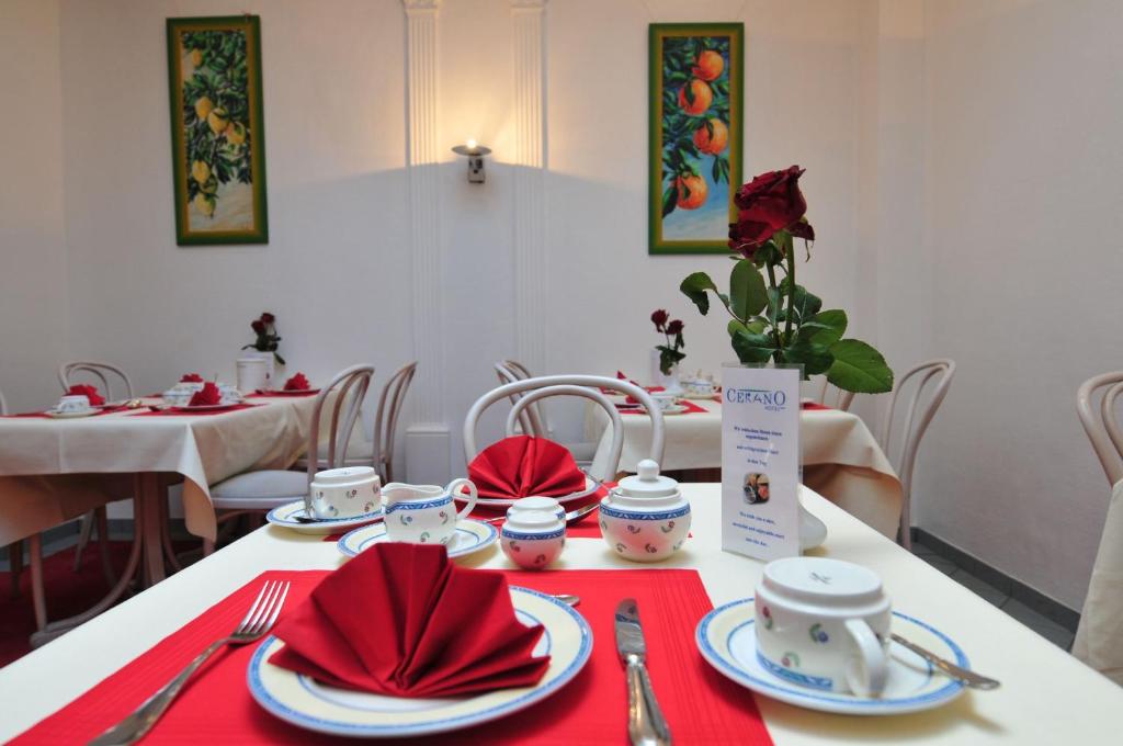 Cerano City Hotel Köln am Dom - Resim 9