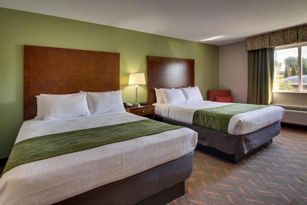 Greenfield Inn & Suites Elizabethtown, KY I65 Exit 94 - Queen Kamer Met 2 Queensize Bedden