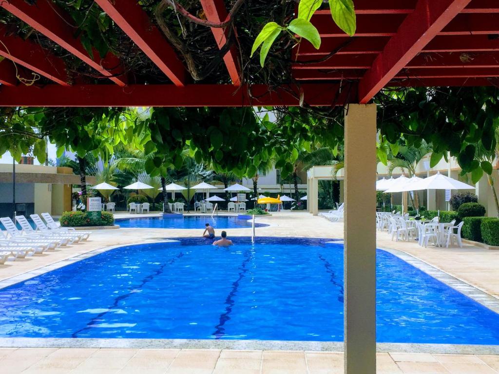  EXCELENTE APARTAMENTO DE 02 QUARTOS! 07 Piscinas! RPT2