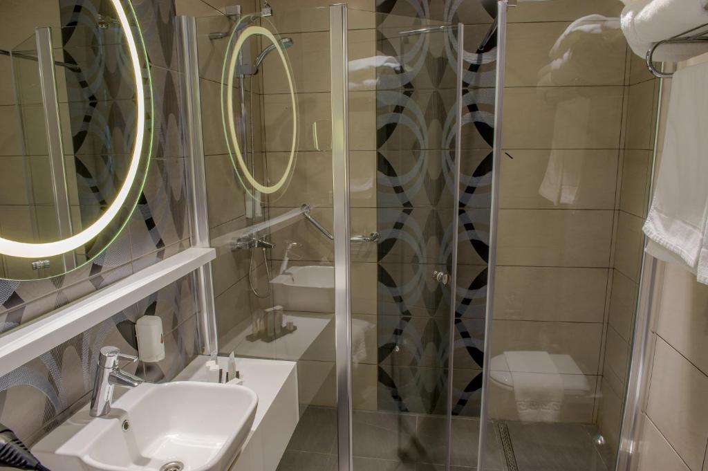 Grand Hotel Downtown - Resim 28