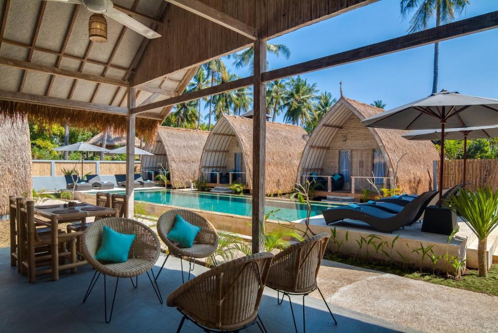 Bazén v ubytování Gili Meno Escape - Adults Only nebo v jeho okolí