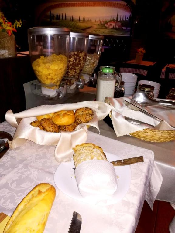 West Plaza Residence - Resim 27