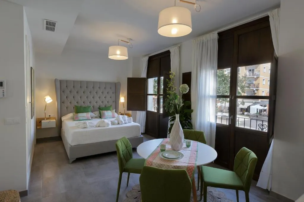 Apartamentos El Marqués - Málaga Centro Histórico