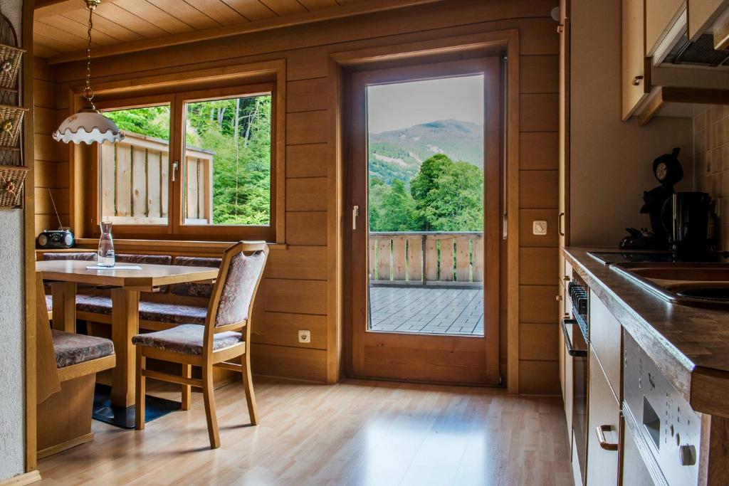 Nespecifikovaný výhled na hory nebo výhled na hory při pohledu z apartmánu