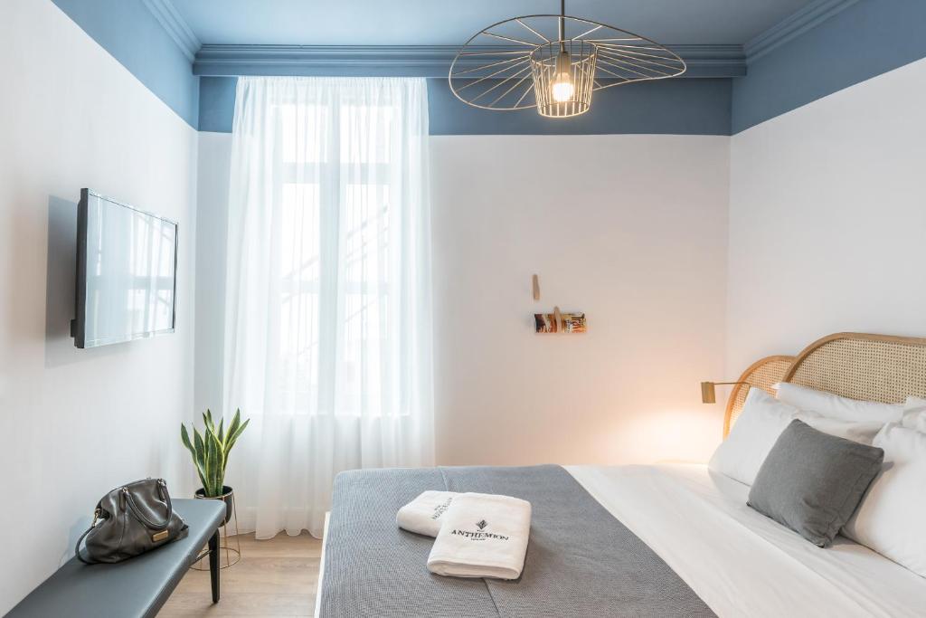 The Anthemion House - 6