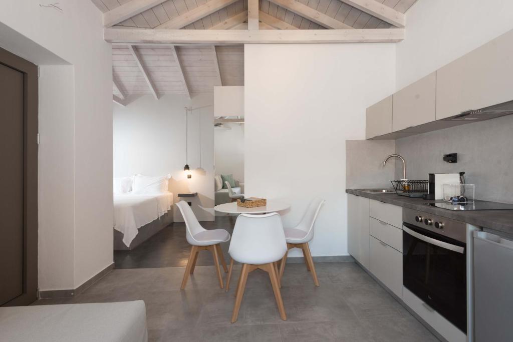 Calme Suites Mani - 10