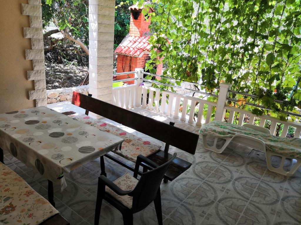Zahrada ubytování Apartments Mira