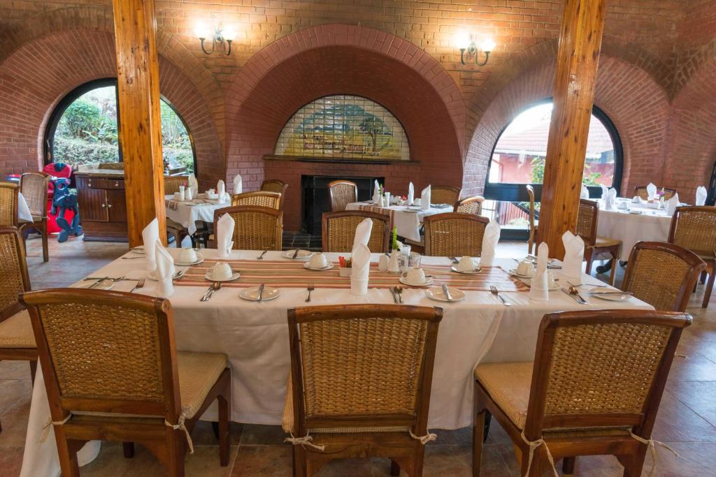 Restaurace v ubytování Sunbird Ku Chawe