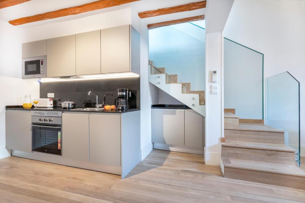 Slow Suites Chueca - Duplex One Bedroom Apartment