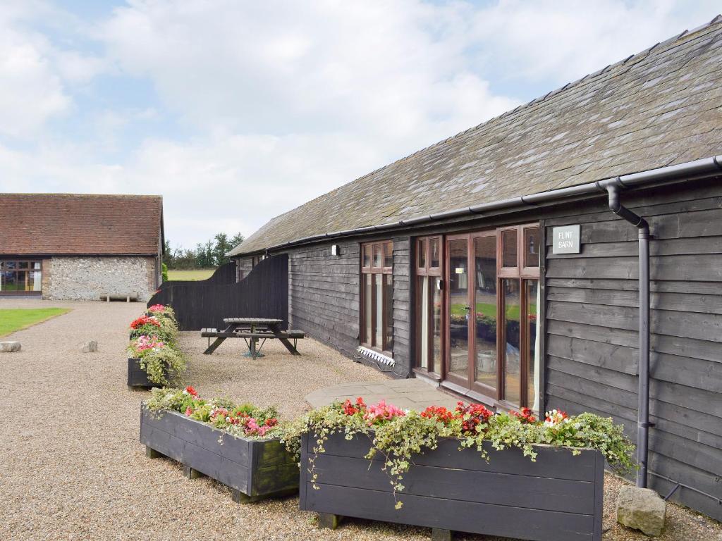 The building where the vacation home is located 