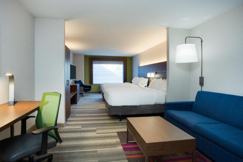 Holiday Inn Express Hotel & Suites Tampa-Fairgrounds-Casino by IHG photo