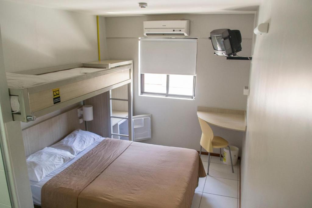  EXPRESSO R1 HOTEL