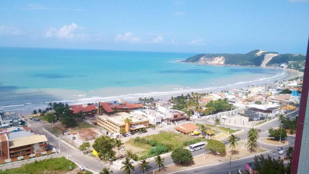 - Vistas aéreas a la ciudad y a la playa en Aptos Privativos Vista Mar Hotel Paradise Flat, en Natal