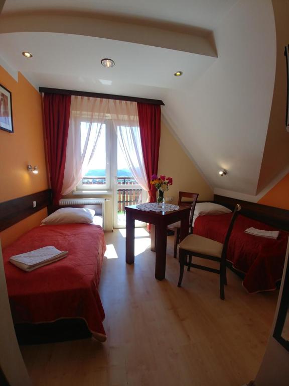Pensjonat Willa Szarotka - Double Room With Mountain View