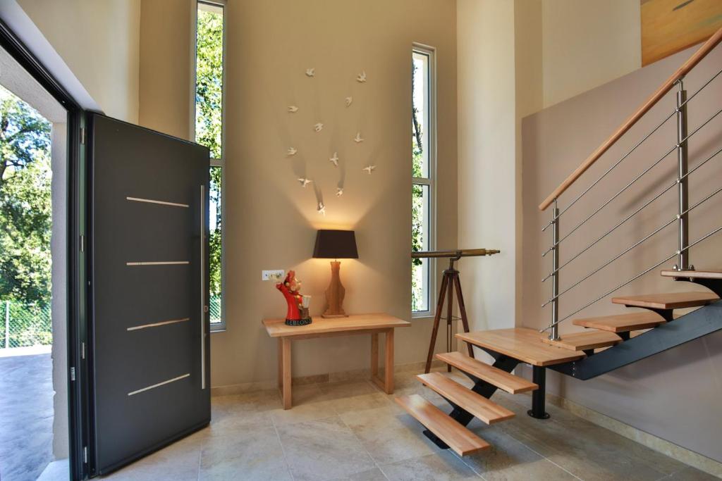 Fotografie z fotogalerie ubytování la villa miel v destinaci Opio