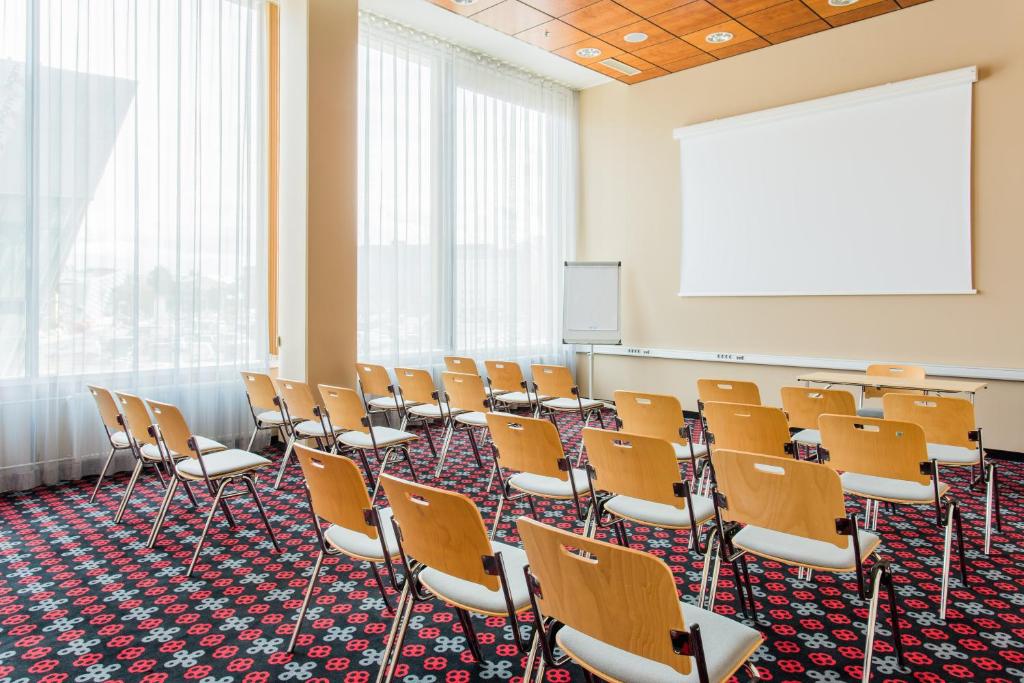 Kawasan bisnes dan/atau bilik persidangan di Hestia Hotel Europa
