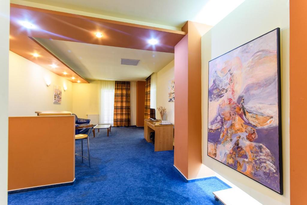 Hotel Torontal - Resim 45