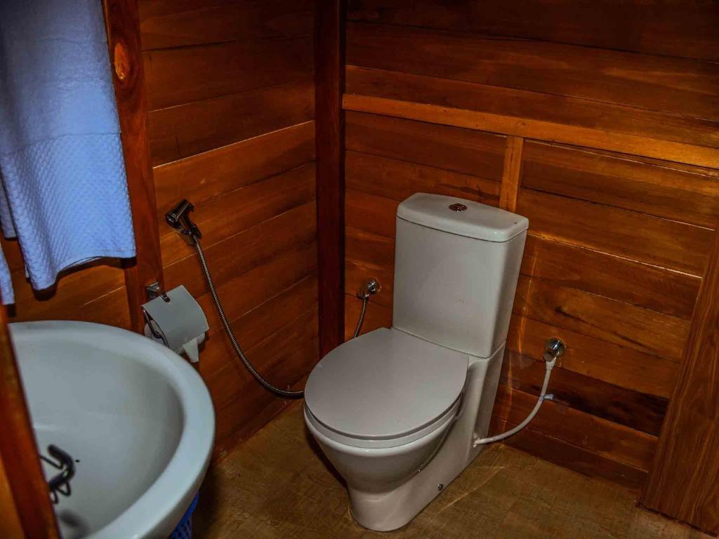 Lake Villa Resort - 6