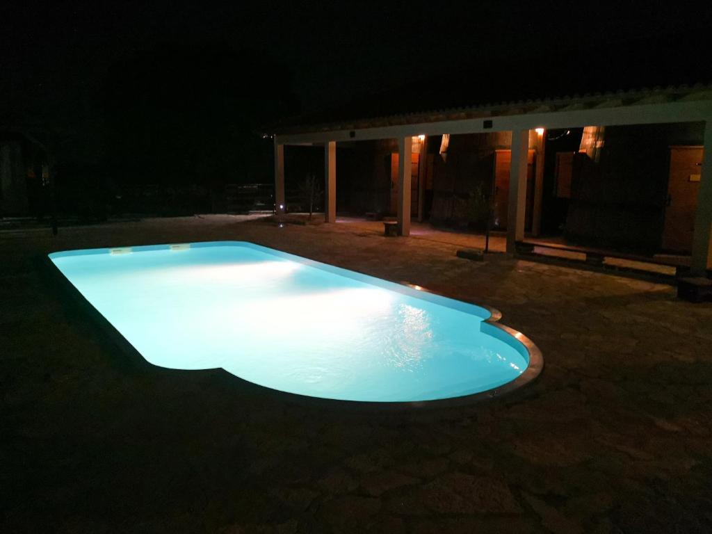 Piscine de l'établissement Agroturizam Duvančić - Konoba dida Marka ou située à proximité