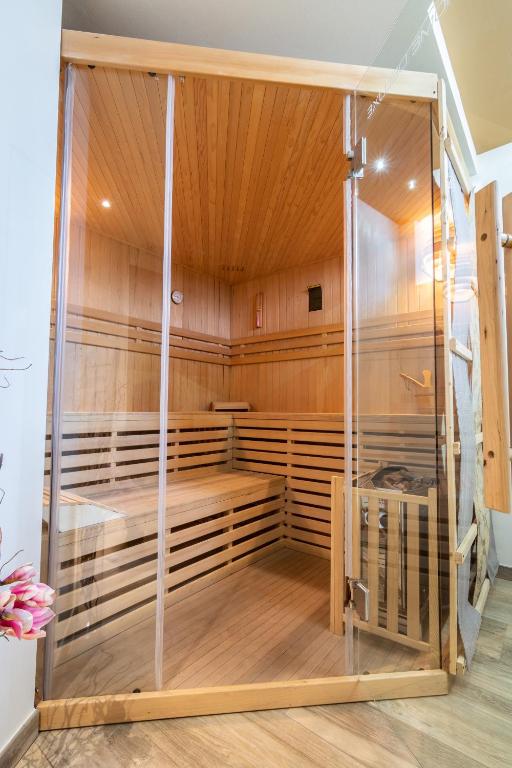 Fotografie z fotogalerie ubytování Aparthotel Dolomites Living&Relax v destinaci Commezzadura