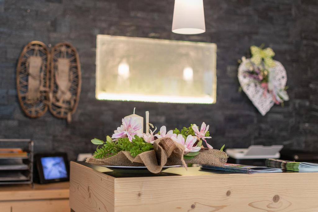Fotografie z fotogalerie ubytování Aparthotel Dolomites Living&Relax v destinaci Commezzadura