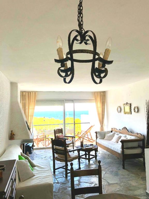 Postel nebo postele na pokoji v ubytování Sea-view maisonette at Sounio