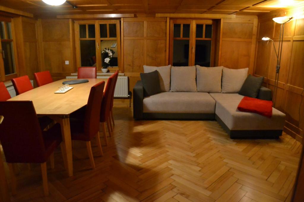 Posedenie v ubytovaní Sunnaschi Appartements - Wohnungen oder gesamt als "Hütte"