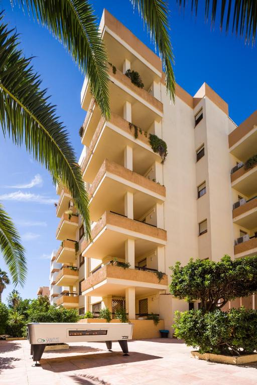 Apartamentos Arlanza - Only Adults, Playa den Bossa ...