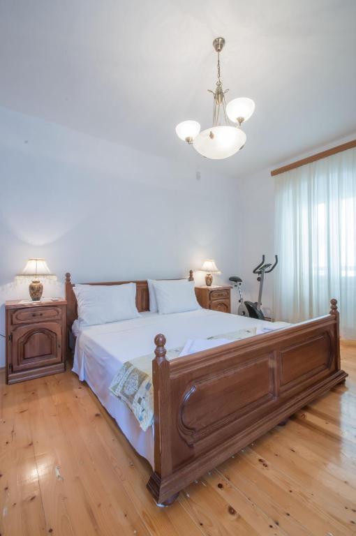 Postel nebo postele na pokoji v ubytování Apartment Kula Đurišić