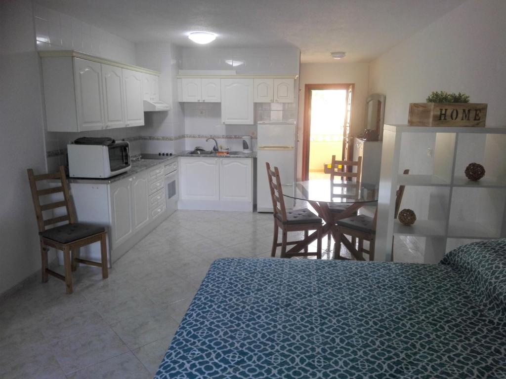Kuchyň nebo kuchyňský kout v ubytování Large Loft Sueño Azul ocean view